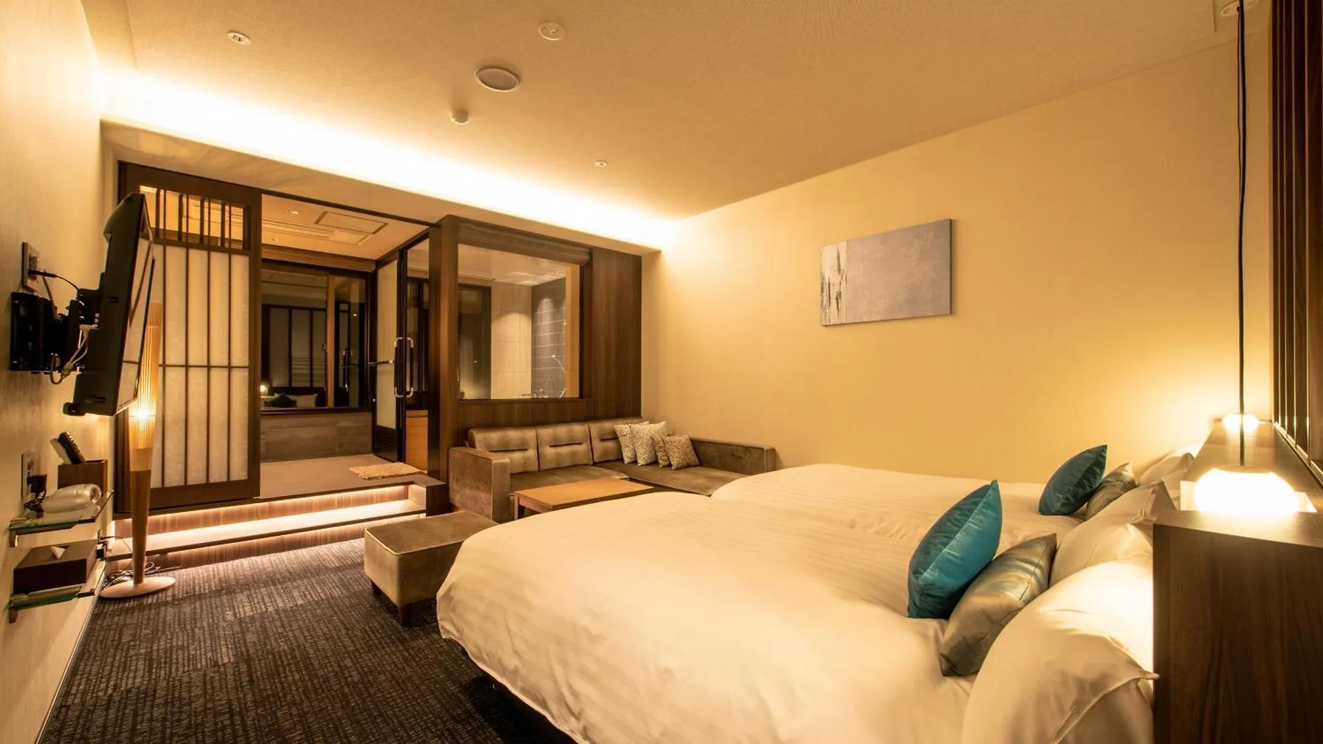 Hotel Premium Lake Toya Toyako 4*,
