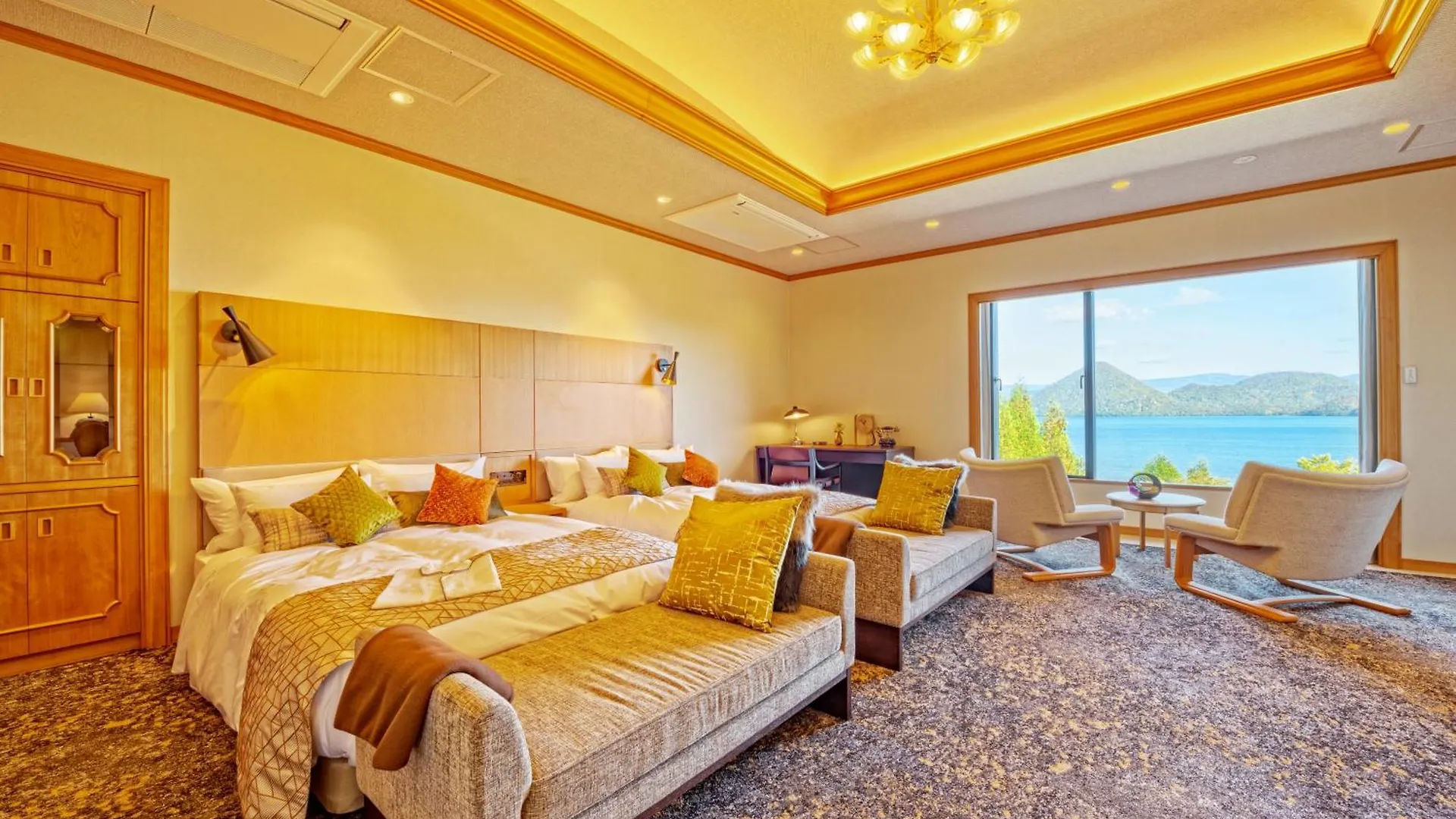 Hotel Premium Lake Toya Toyako 4*,
